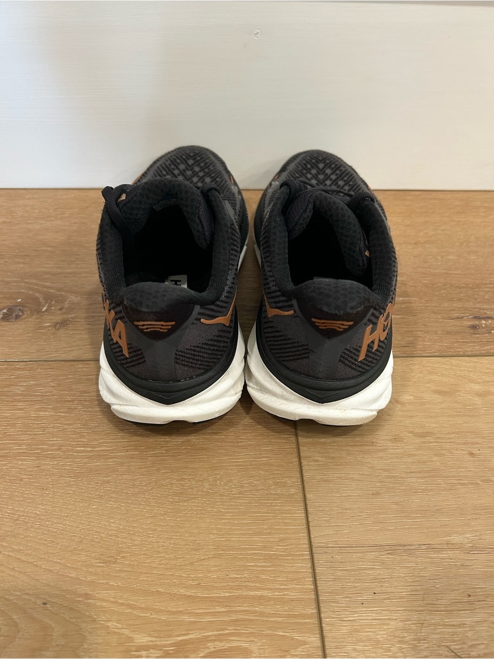 HOKA Women's Clifton 9 - Women’s 7 - Picture 7 of 9
